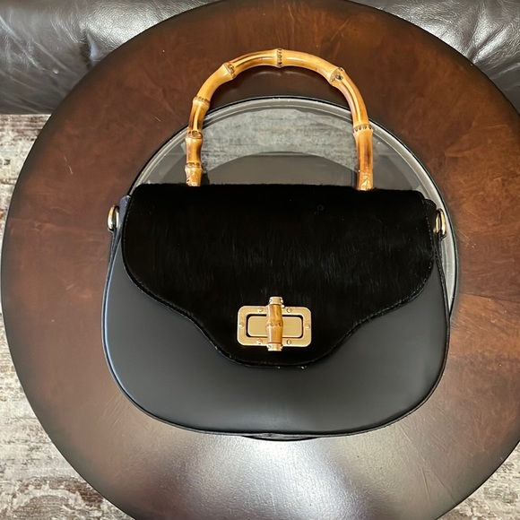 Gucci Handbags - Real leather purse crossbody